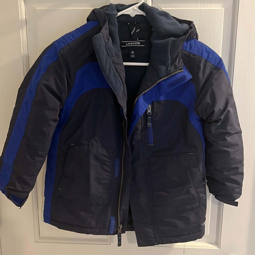 Lands End fleece-lined coat. M (5-6). Navy.